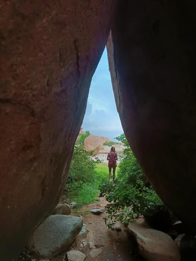 Hearthspace Hampi - Small Home, A Low-Impact Backpackers Hostel Exterior foto